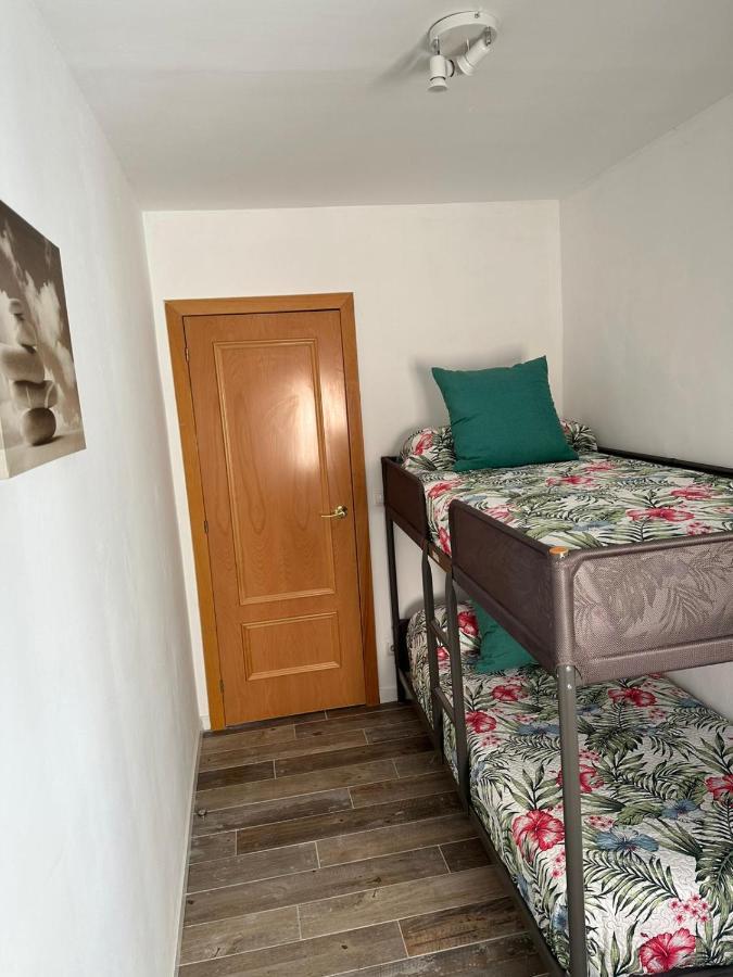 Alojamiento Entero. Piso En El Centro De El Vendrell. Exterior foto